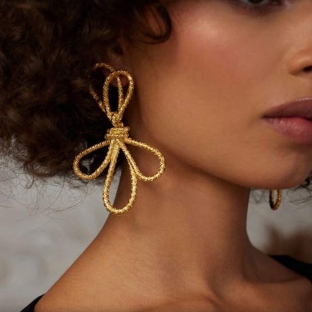✨Elegant Antique Matte Gold Statement Hypoallergenic Earrings